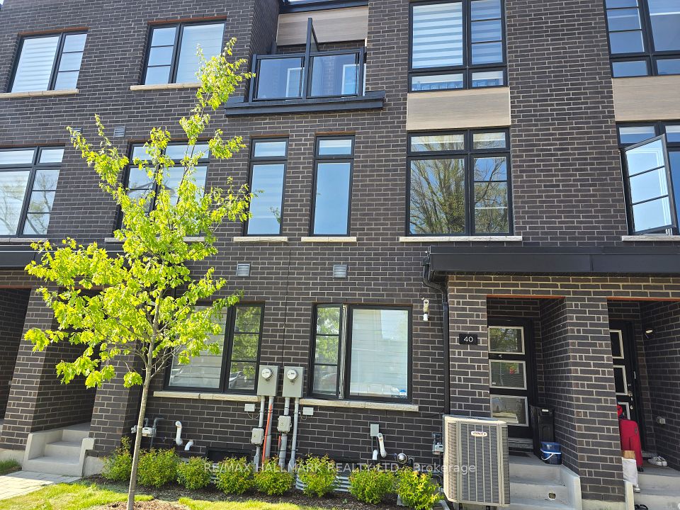 #1rst Floor - 40 Akil Thomas Gardens, Toronto, ON M1P 3C1
