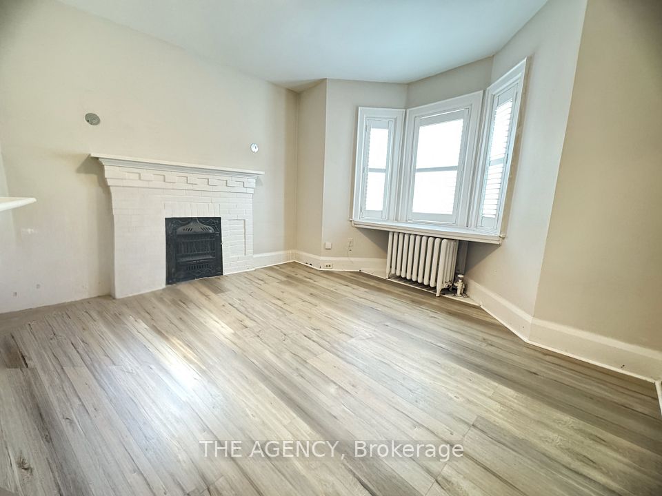 846 Broadview