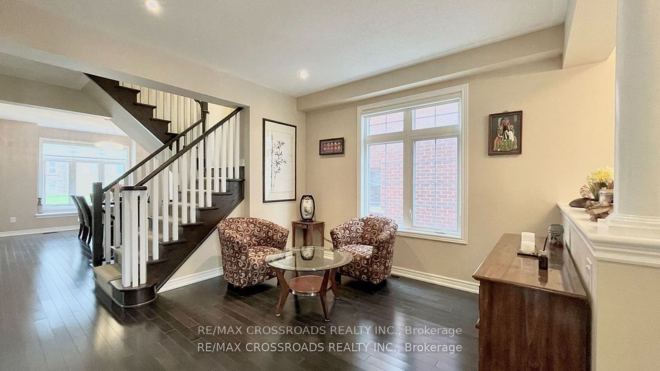 103 Glengordon Crescent, Markham, ON L6C 0K1