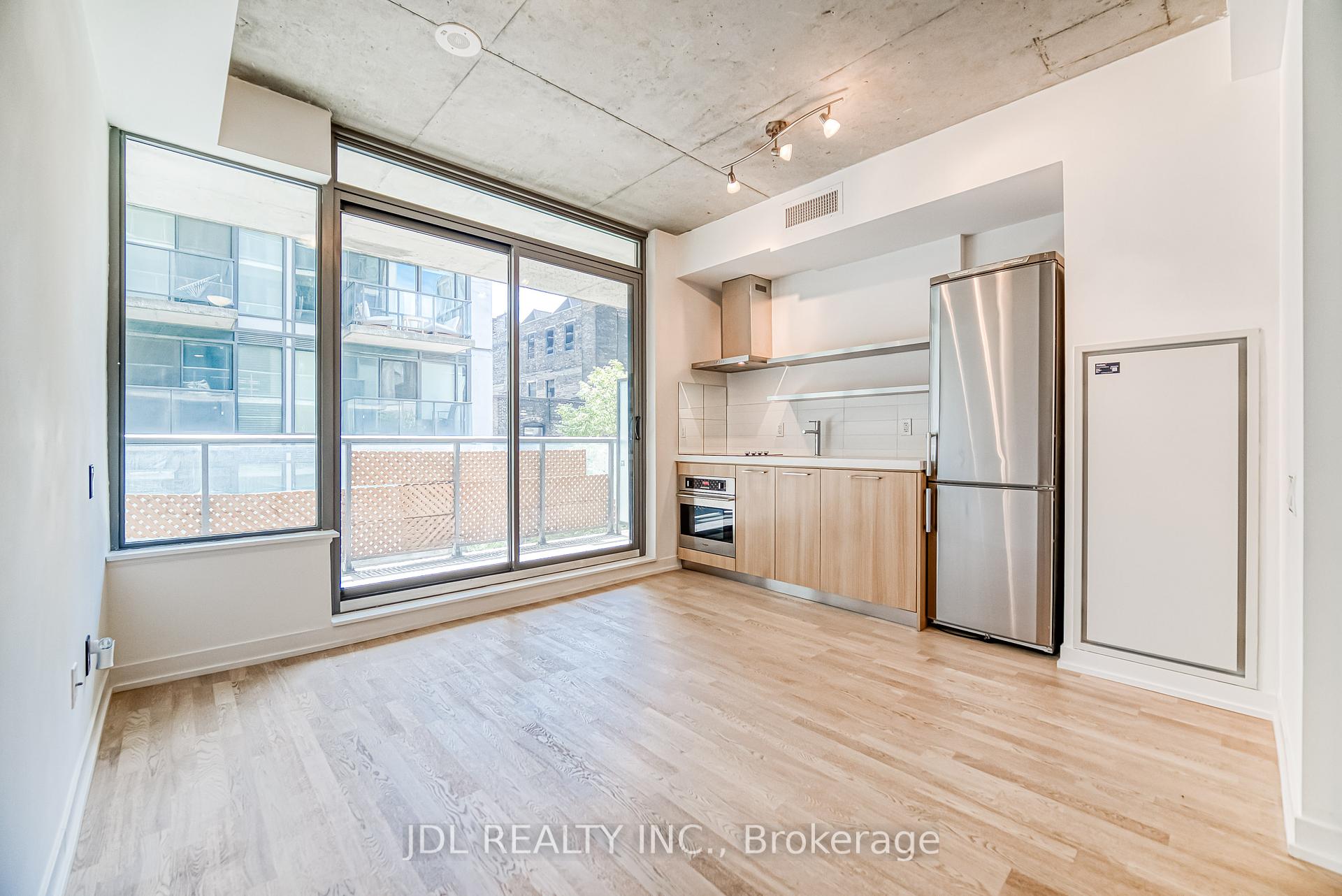 1 Bedroom Condo at 461 Adelaide, Toronto For sale