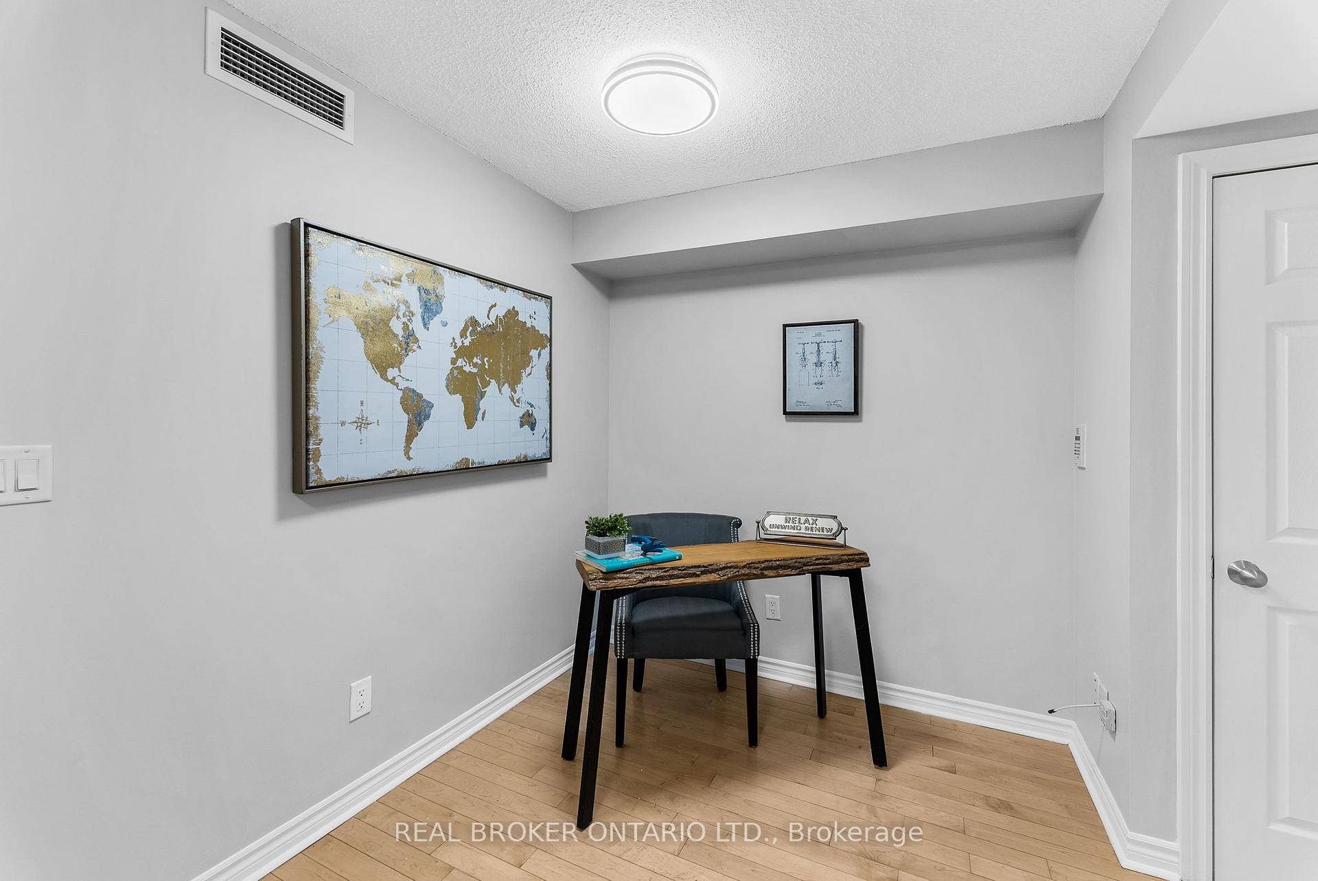 2 Bedrooms Condo at 250 Wellington,  Toronto For sale
