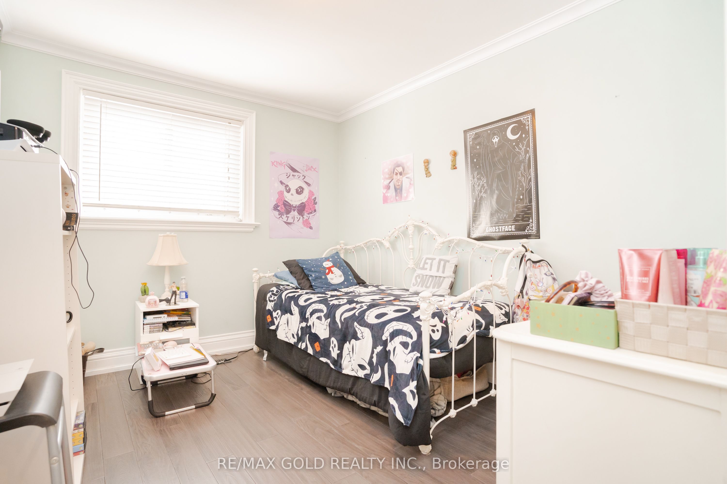 15 Castlemore Drive