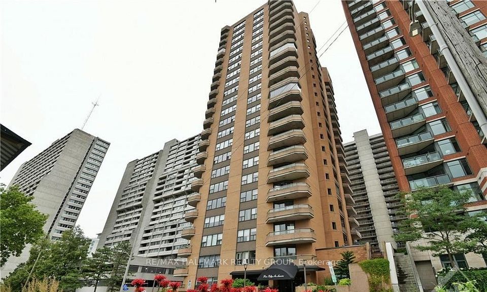 556 Laurier
