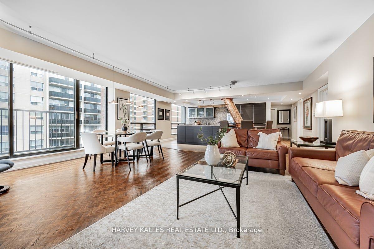 3 Bedrooms Condo at 447 Walmer, Toronto For sale