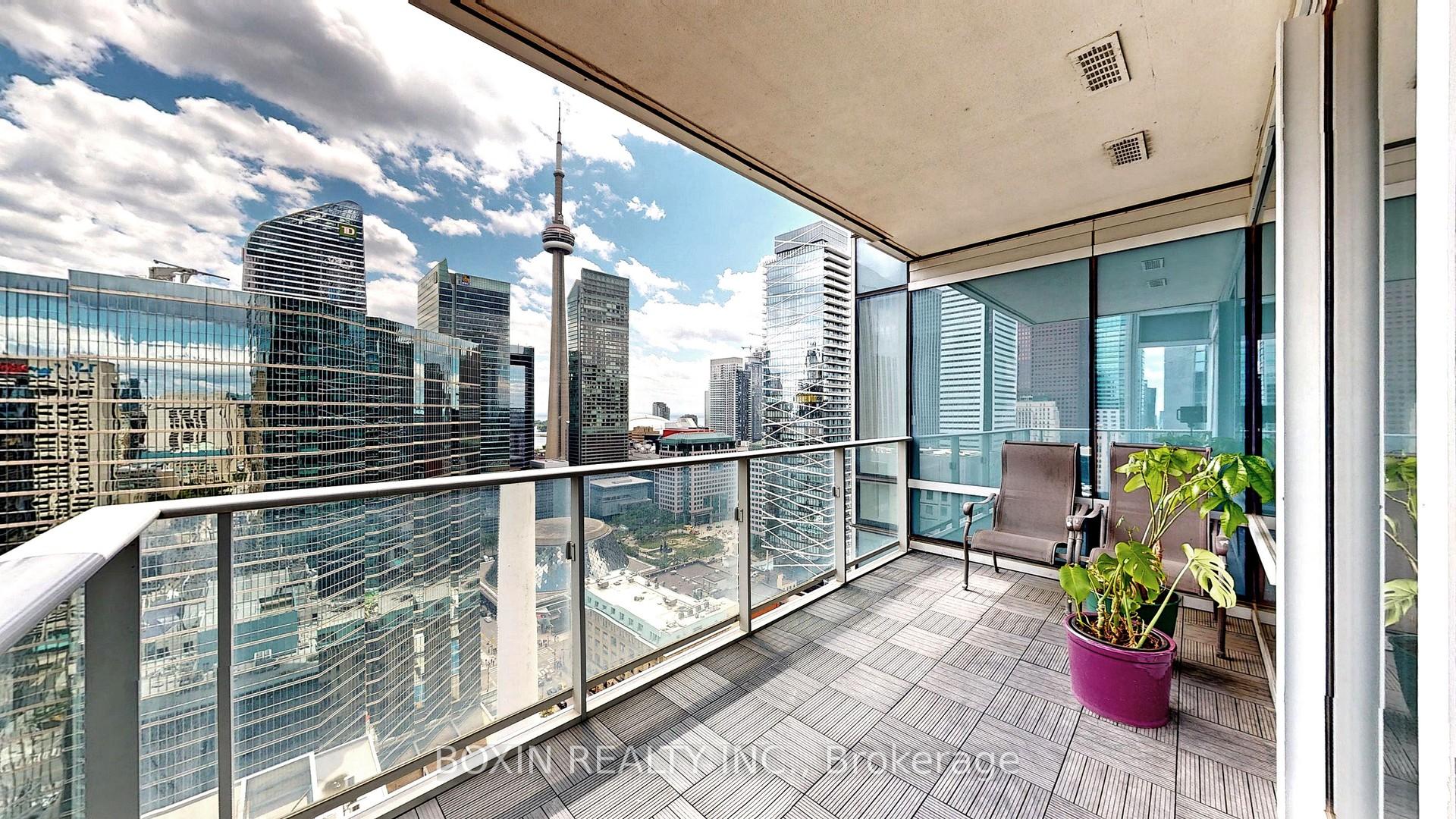 2 Bedrooms Condo at 180 University,  Toronto For sale