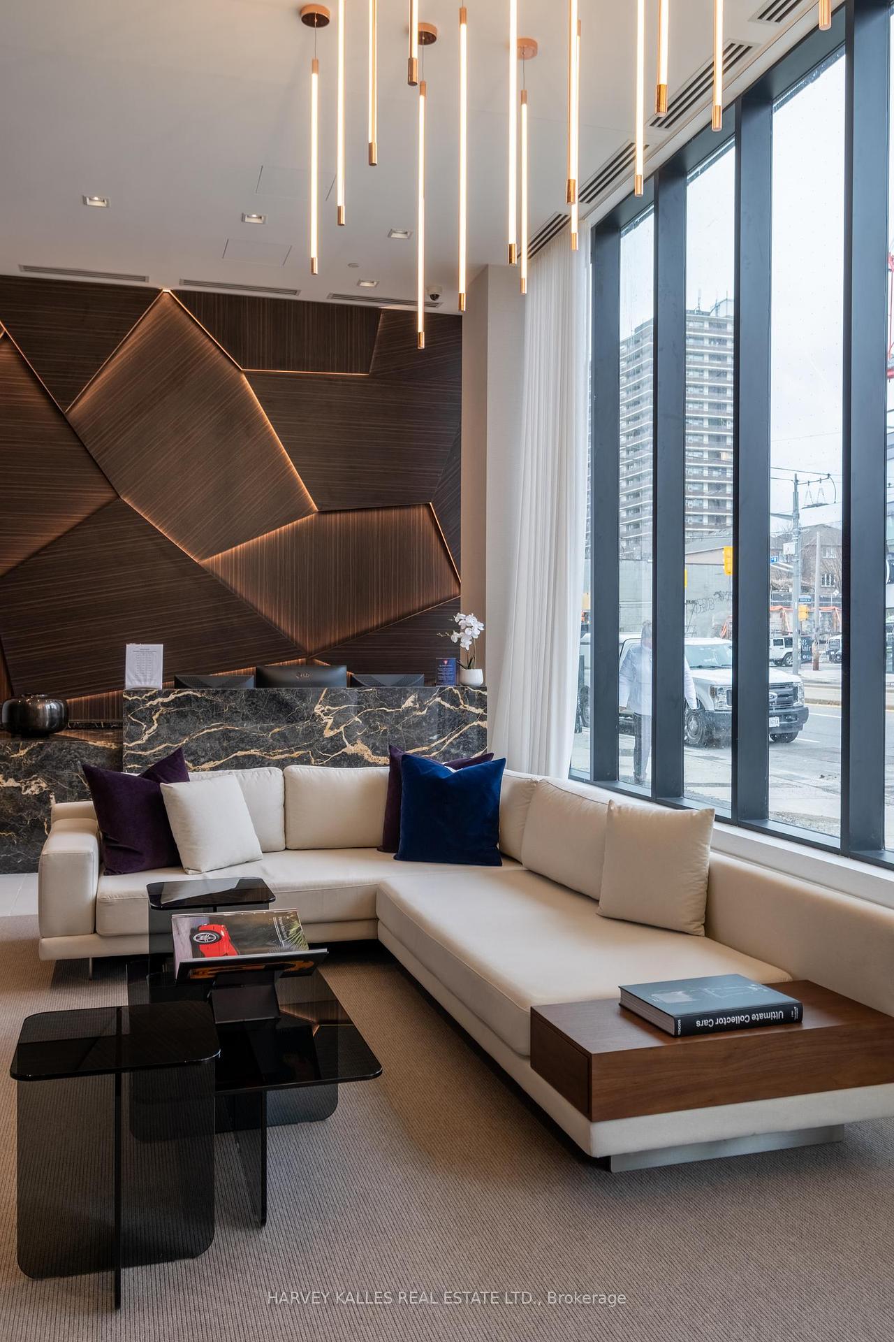 863 St Clair Avenue W 309