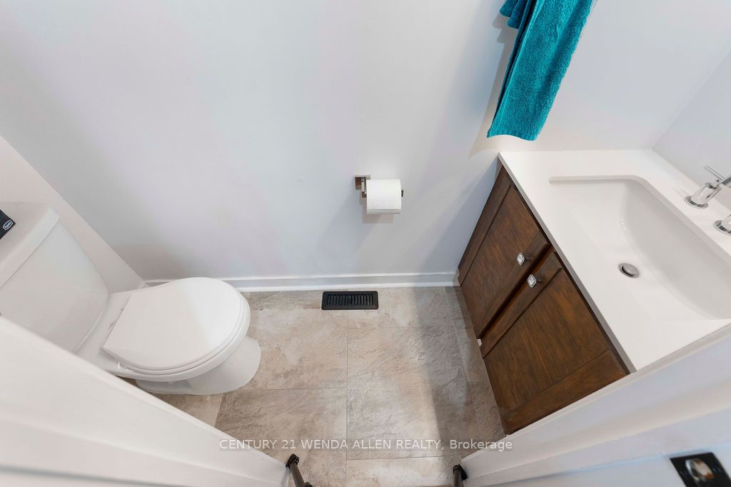 2 Ribblesdale Drive
