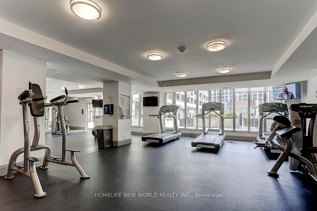 2 Bedrooms Condo at 35 Bastion,  Toronto For sale