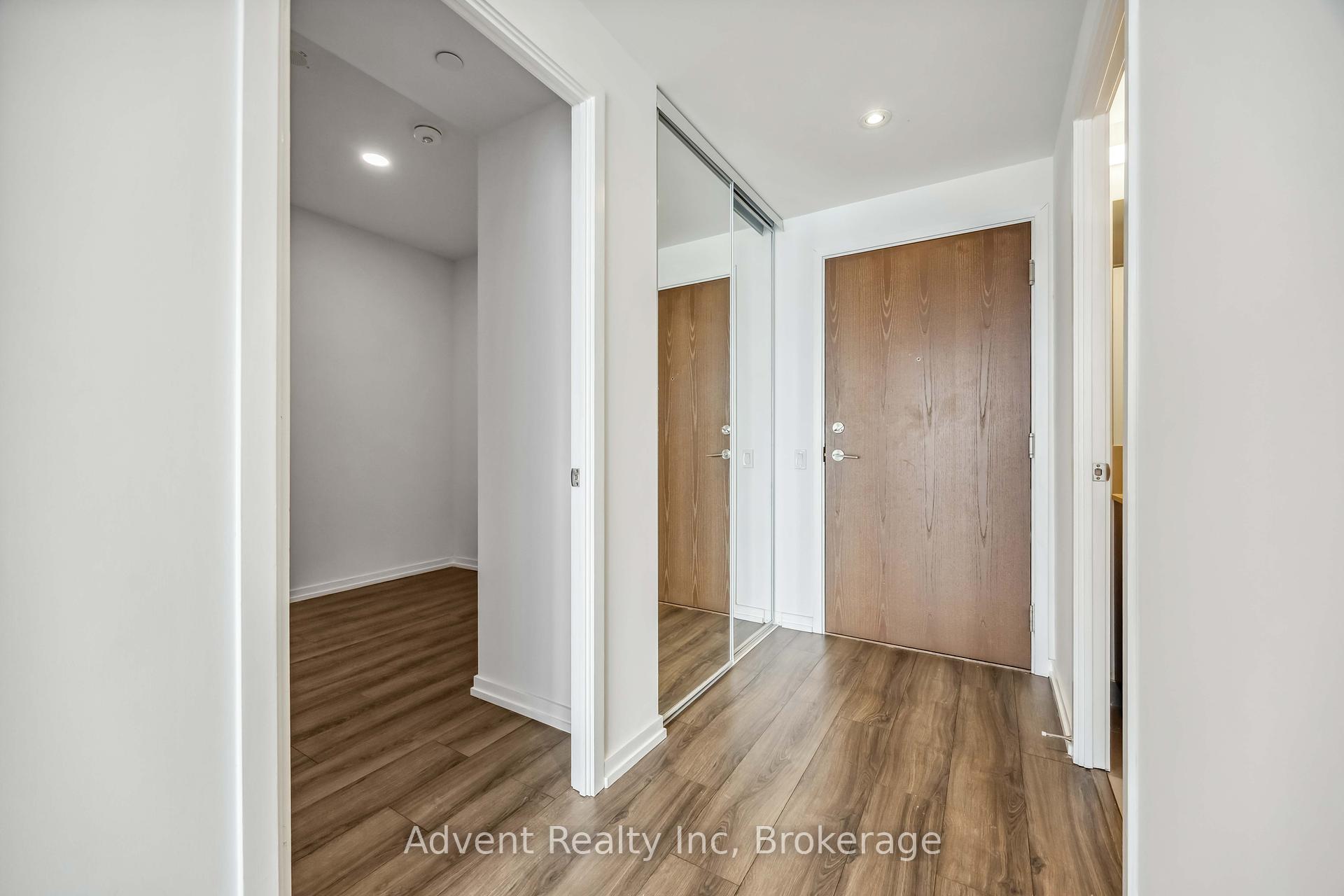 2 Bedrooms Condo at 7890 Jane,  Vaughan For sale