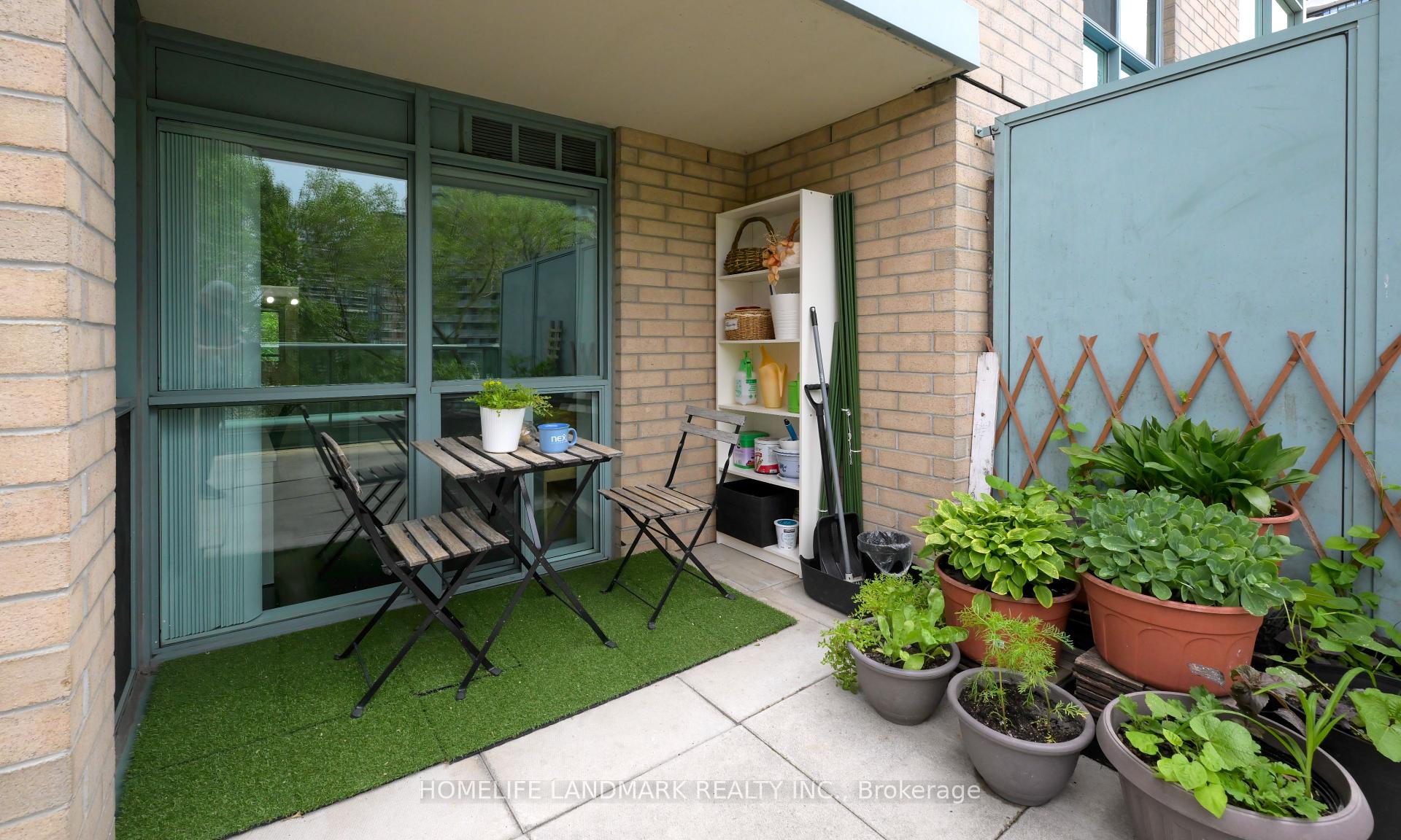 2 Bedrooms Condo at 20 Olive, Toronto For sale