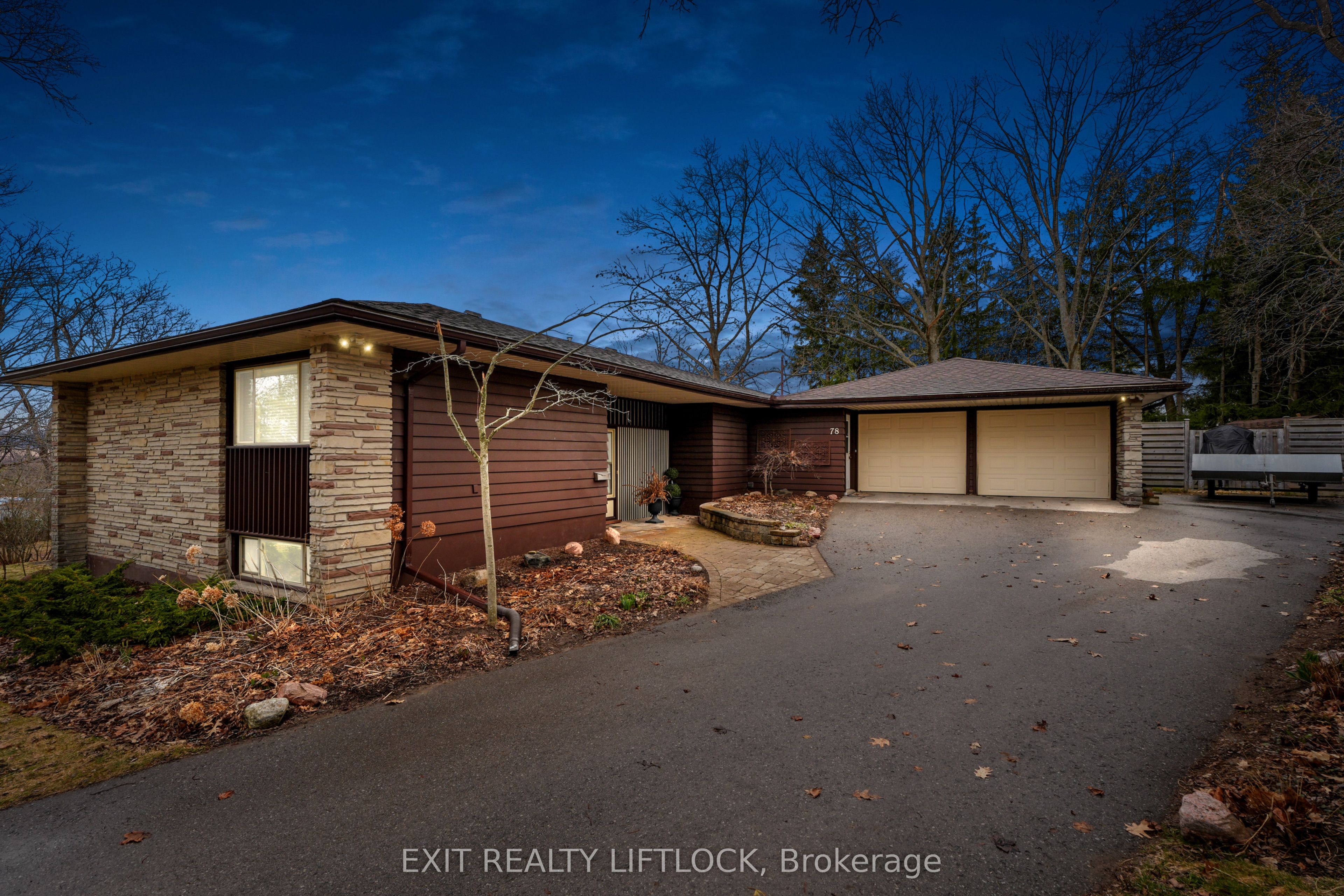 78 Edgewood Road, Peterborough West, ON K9J 6V8