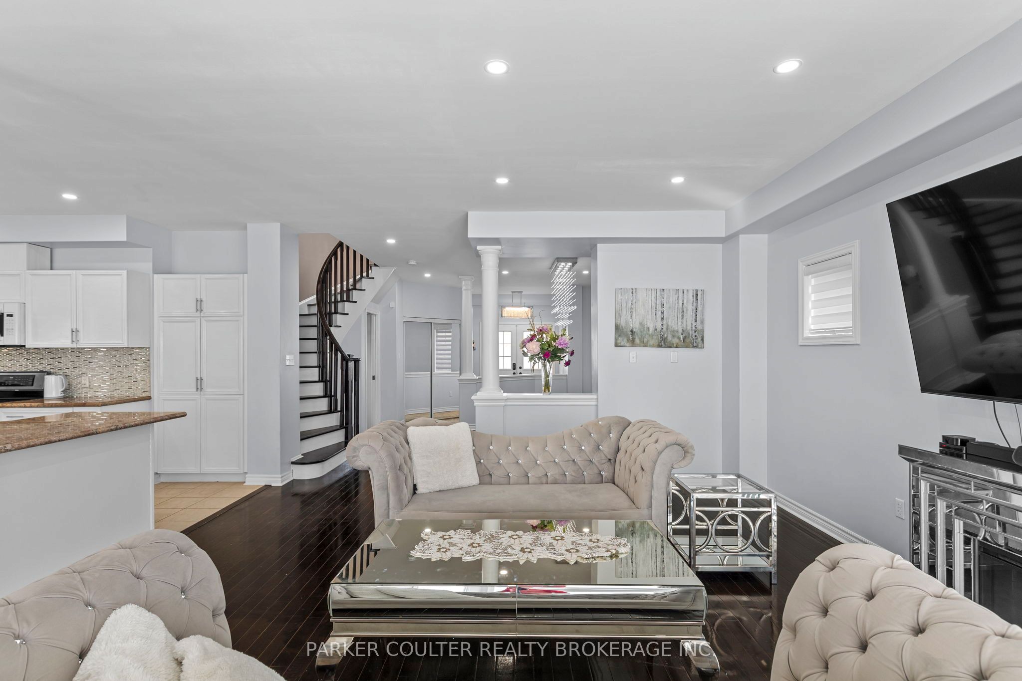 50 Tudor Crescent, Barrie, ON L4M 0A8