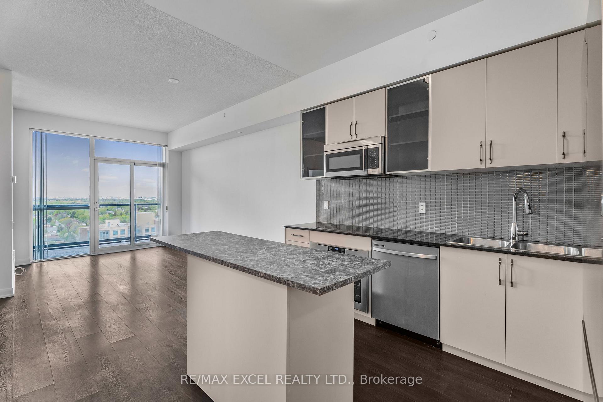 2 Bedrooms Condo at 5162 Yonge, Toronto For sale