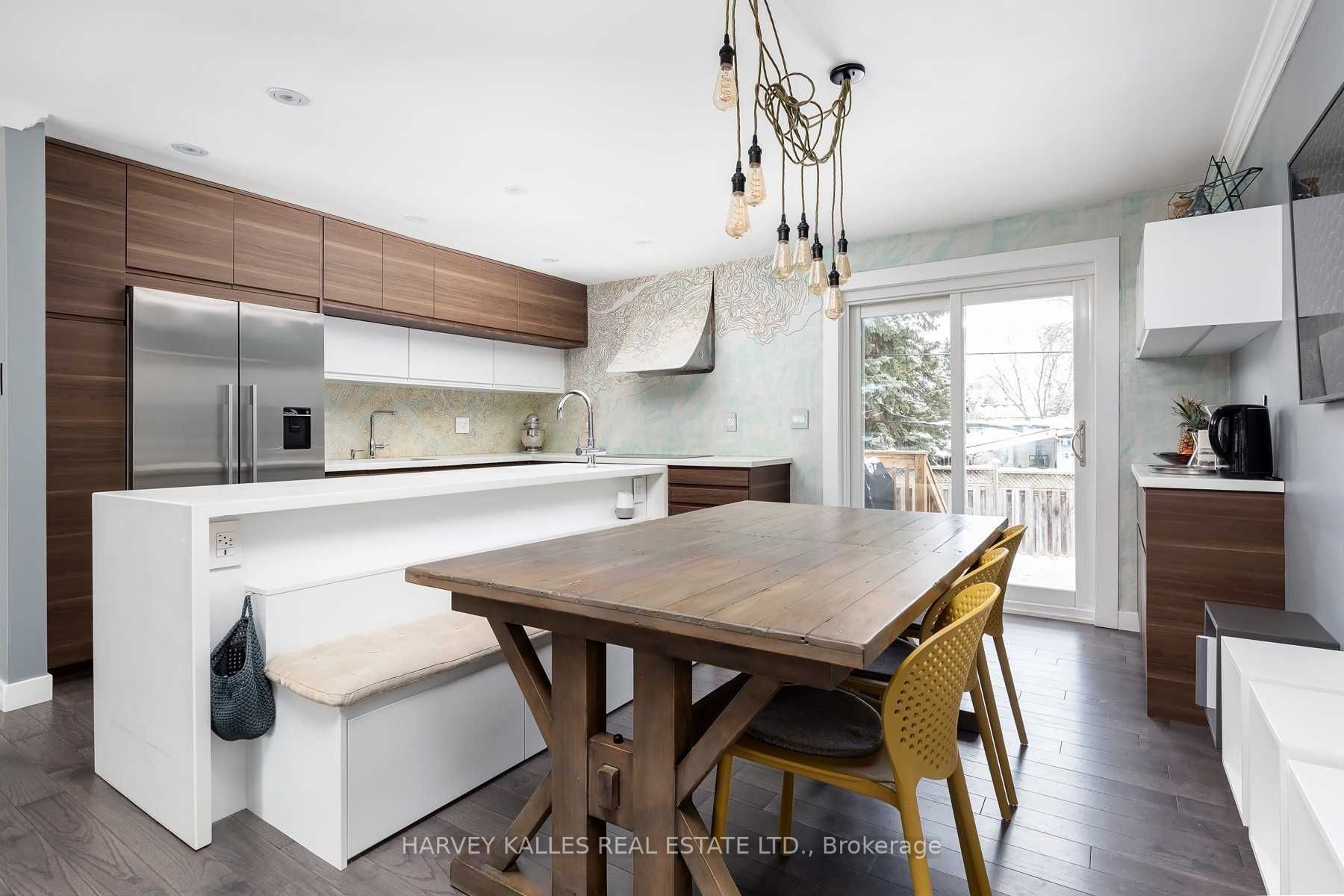 7 Rainham Place Left