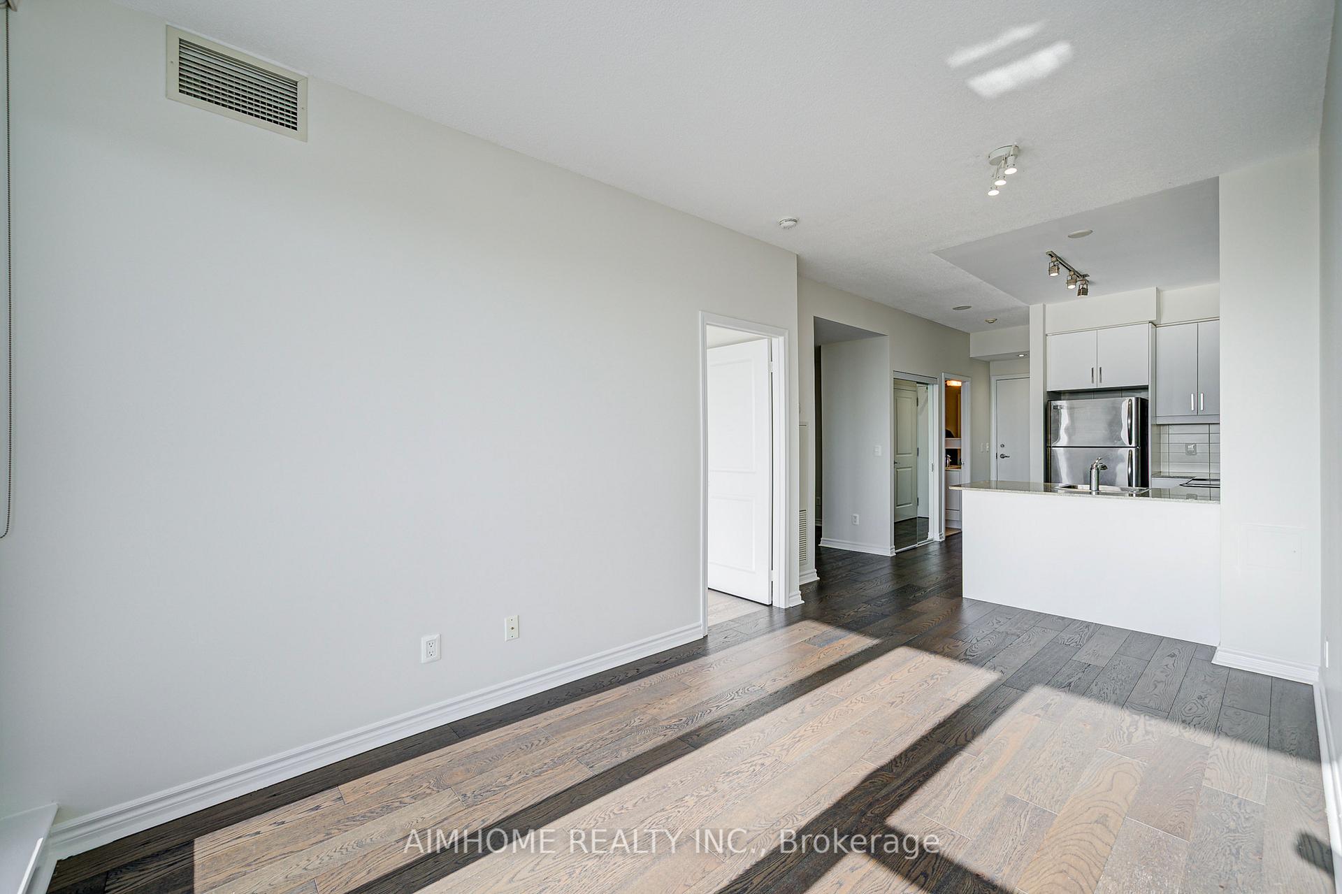 2 Bedrooms Condo at 2885 Bayview, Toronto For sale