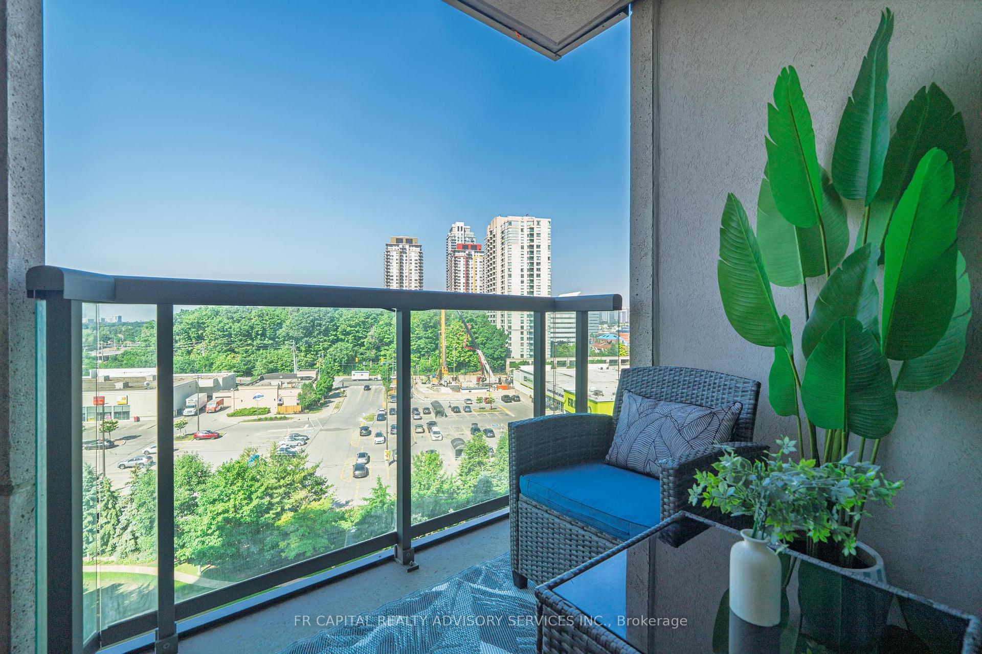 2 Bedrooms Condo at 68 Grangeway, Toronto For sale