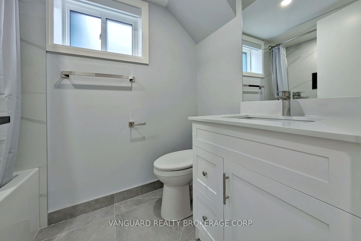 14 Bradfield Avenue