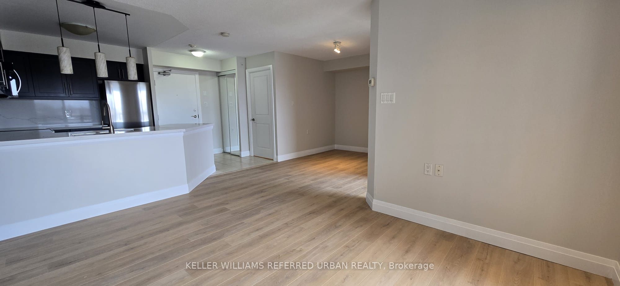 872 Sheppard Avenue W, #318