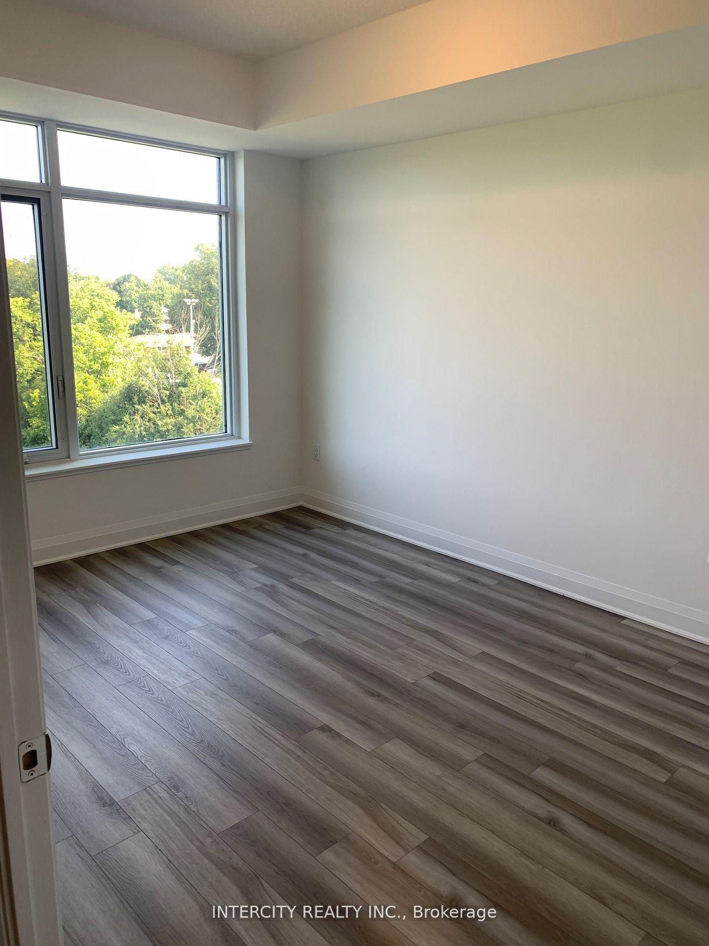 1 Bedroom Condo at 3220 Sheppard, Toronto For sale