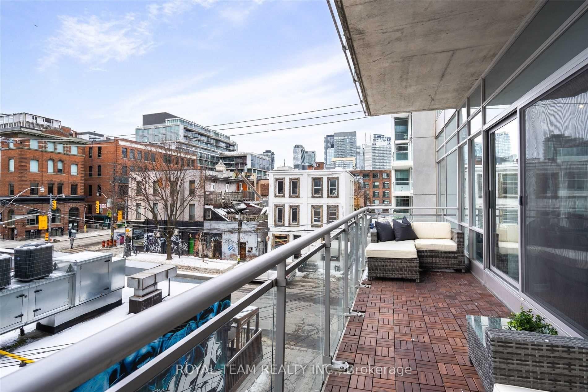 2 Bedrooms Condo at 66 Portland, Toronto For sale