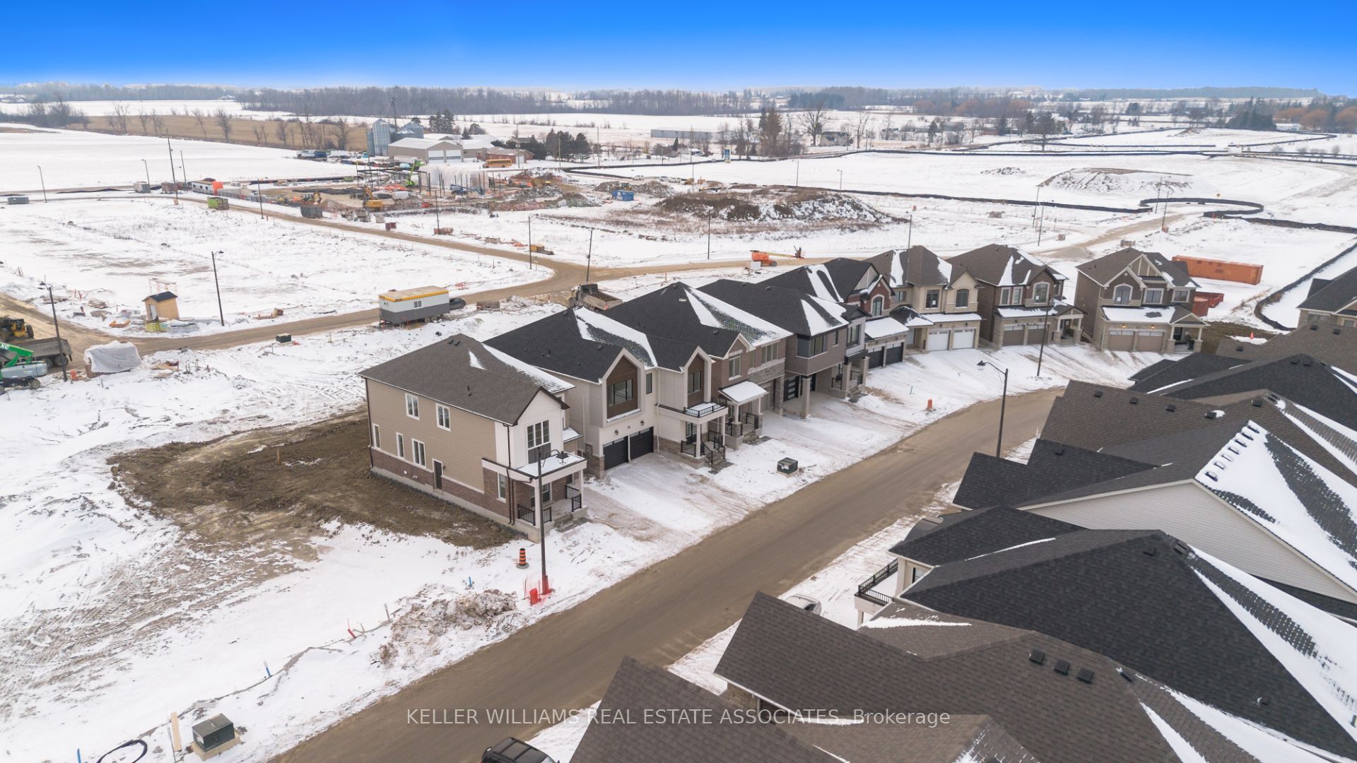 16 Aster Woods Drive