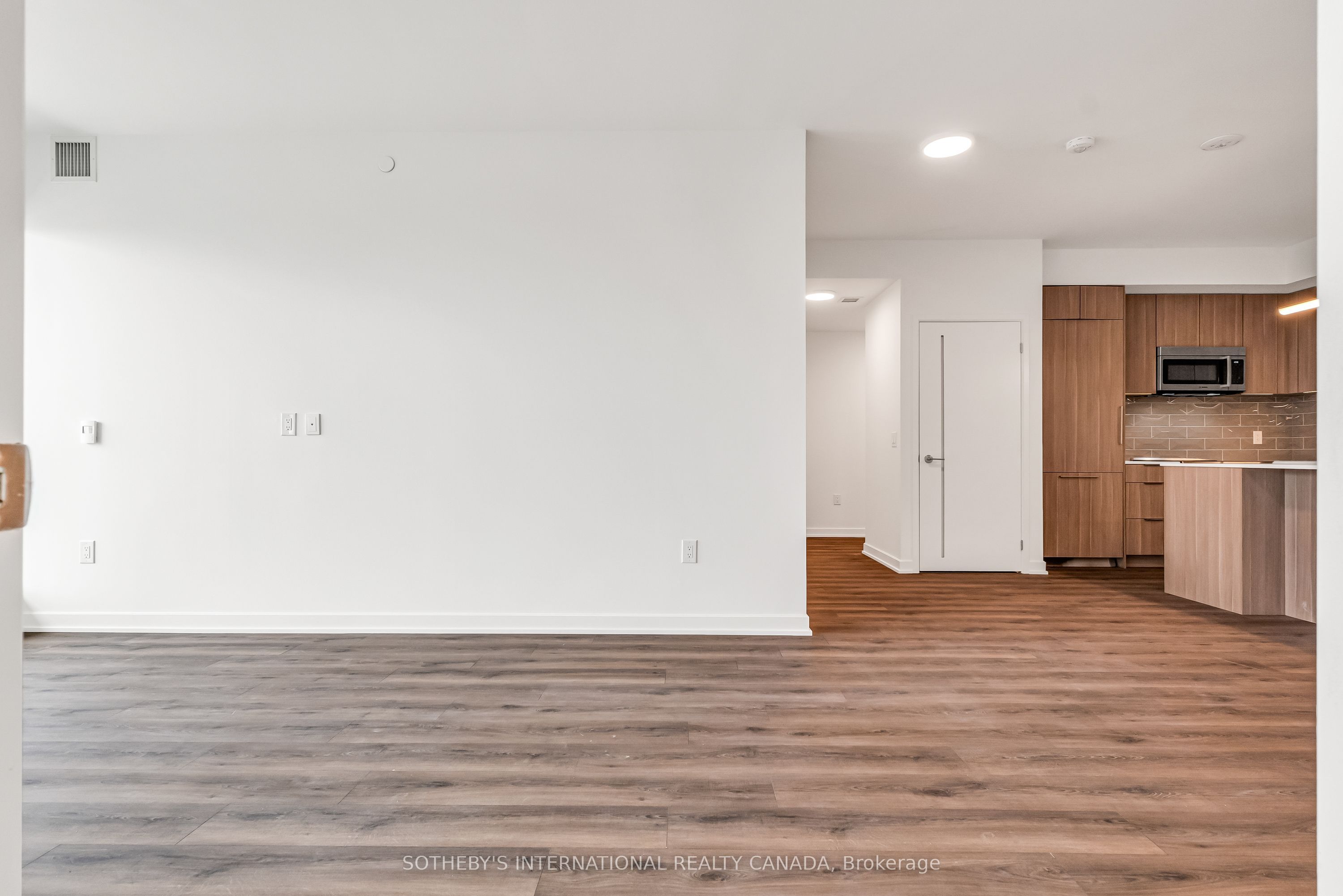 88 Bathurst Street, #1122