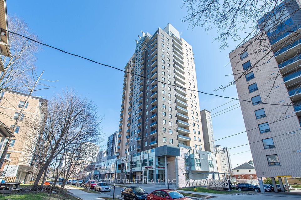 318 Spruce