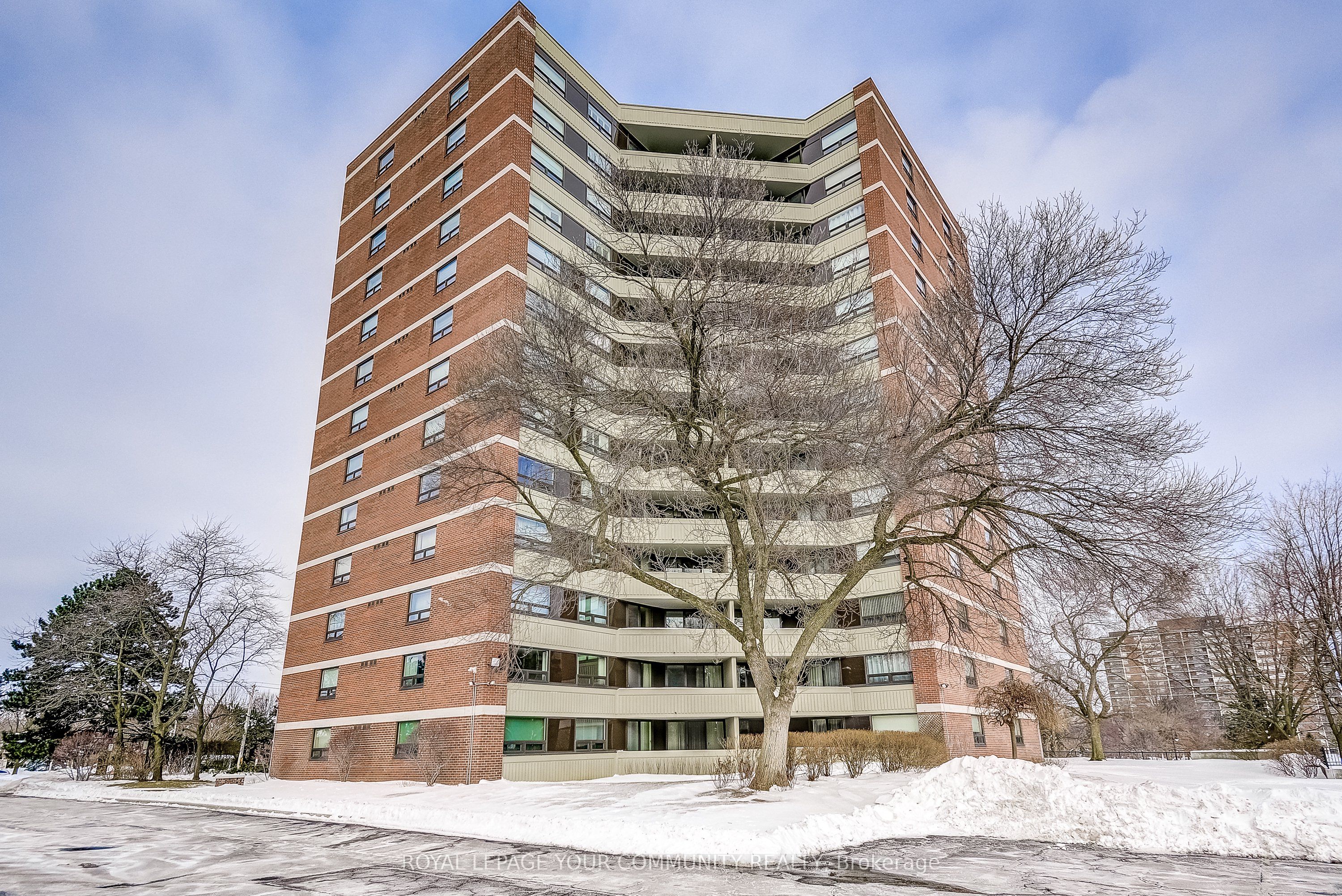 #1004 - 95 La Rose Avenue, Toronto, ON M9P 3T2