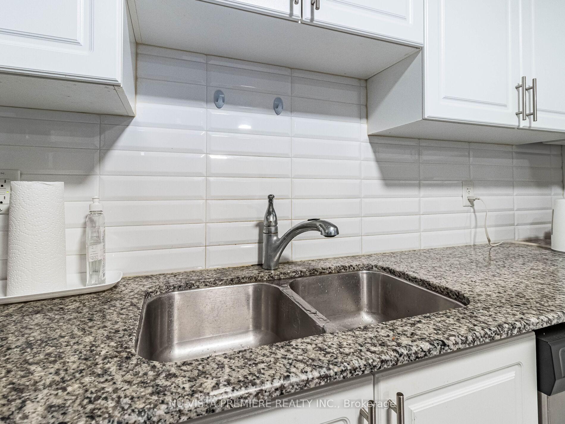 2 Bedrooms Condo at 2488 Post, Oakville For sale