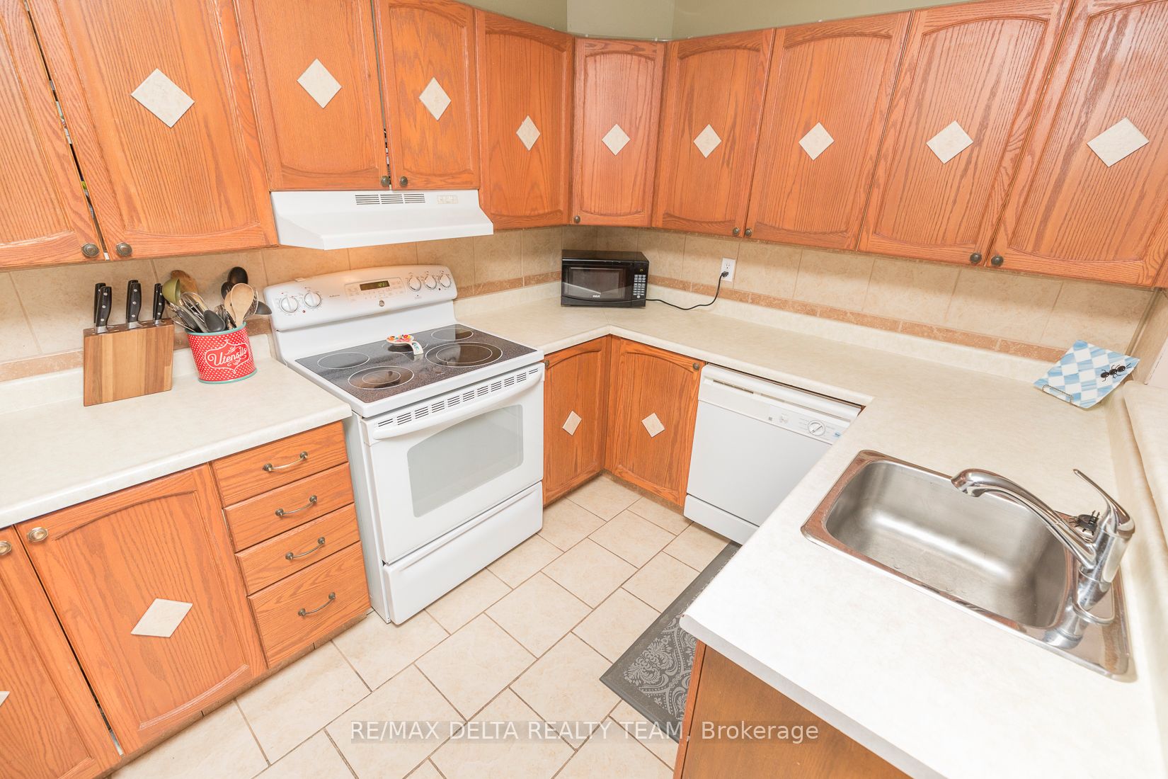 520 Canteval Terrace, #205