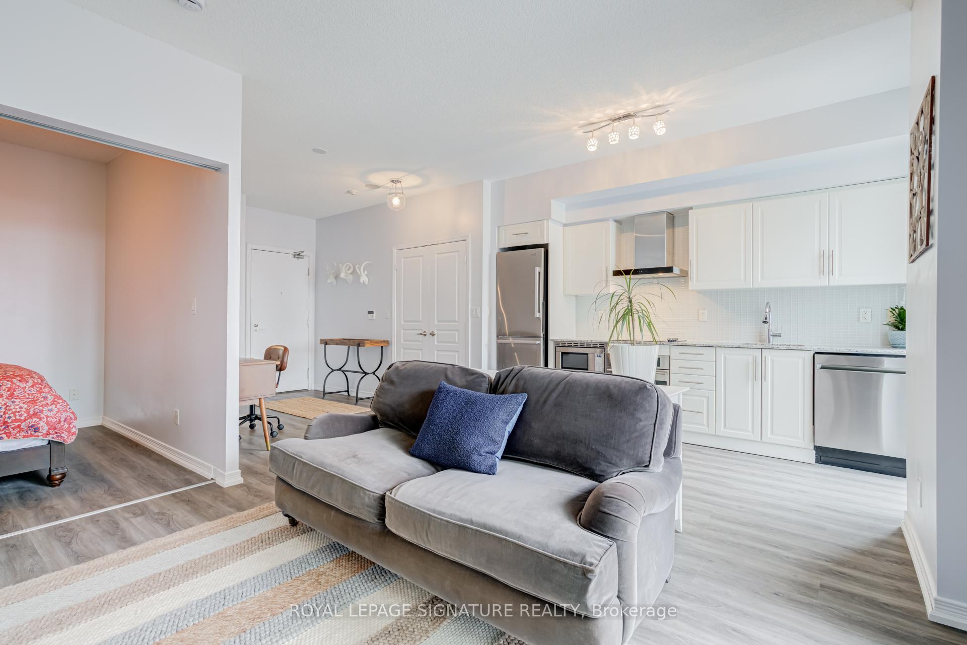 1 Bedroom Condo at 352 Front, Toronto For sale