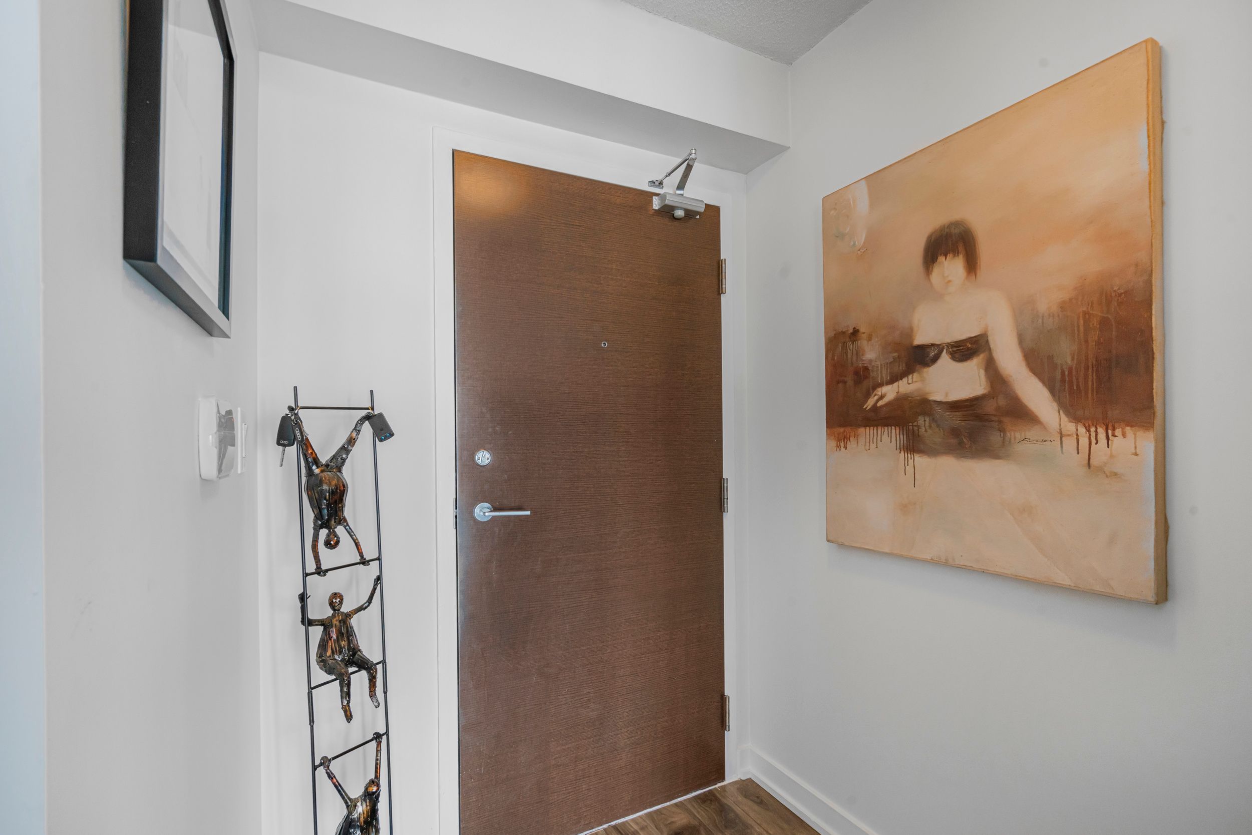 21 Iceboat Terrace 2909