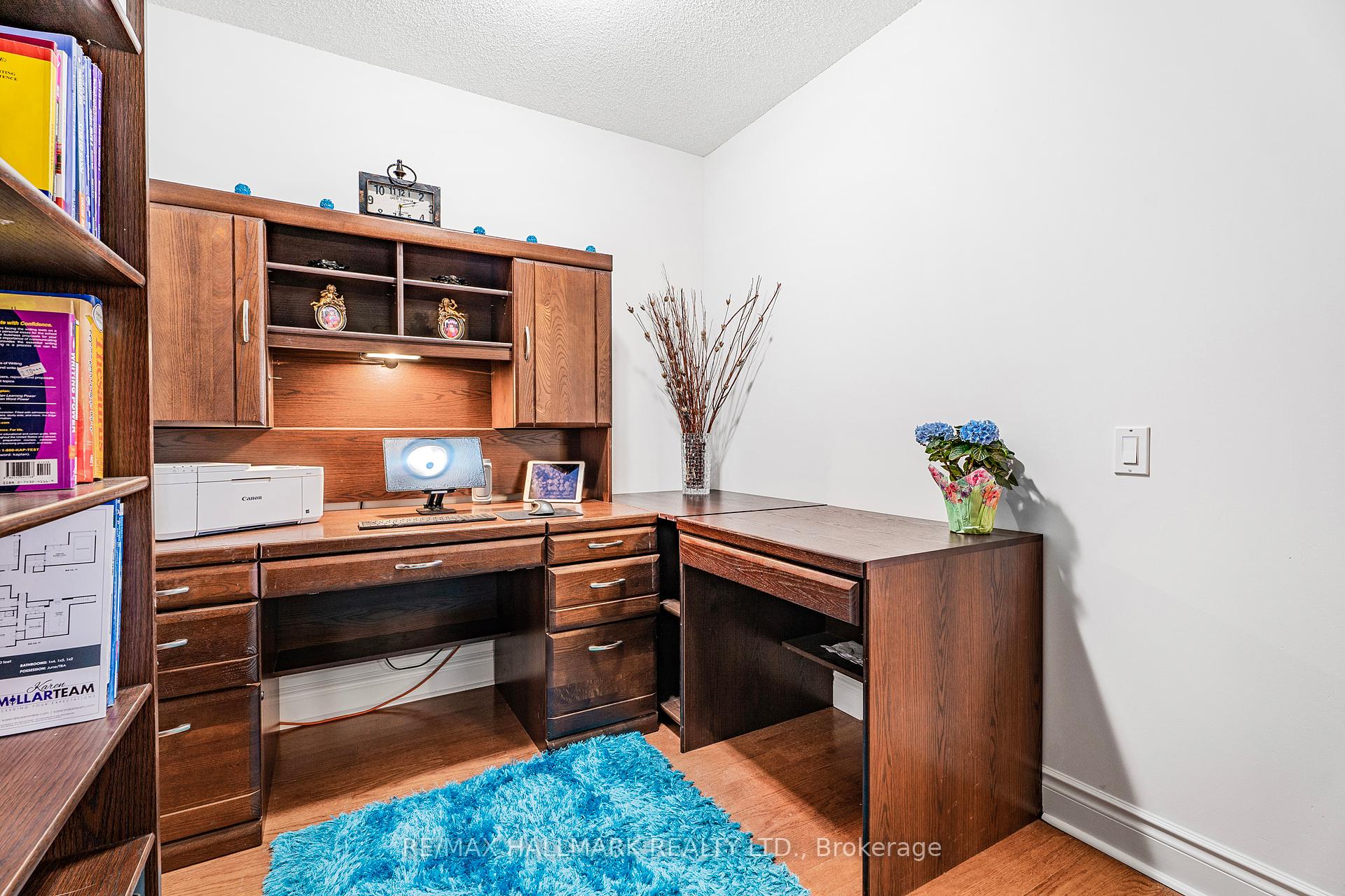 3 Bedrooms Condo at 5 Northtown, Toronto For sale