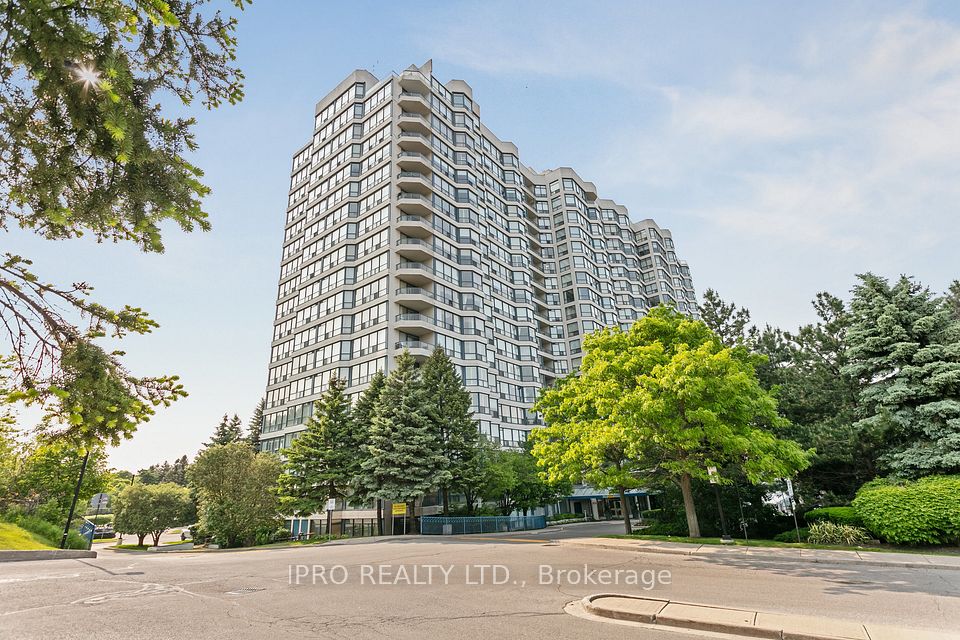 7300 Yonge