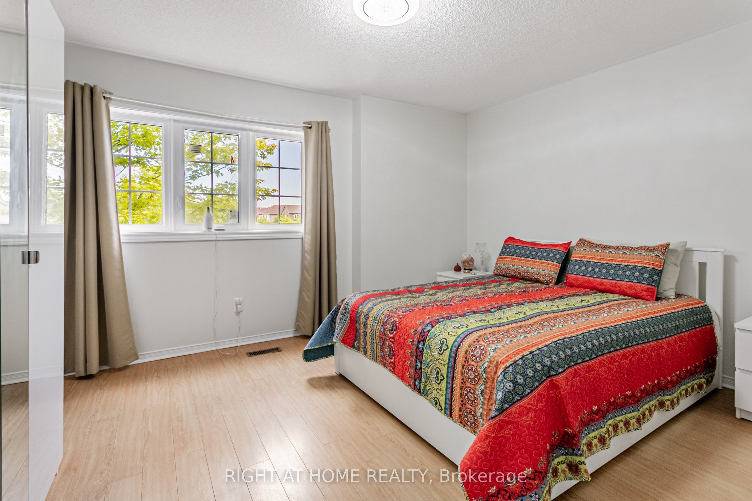 5223 Fairford Crescent, #67