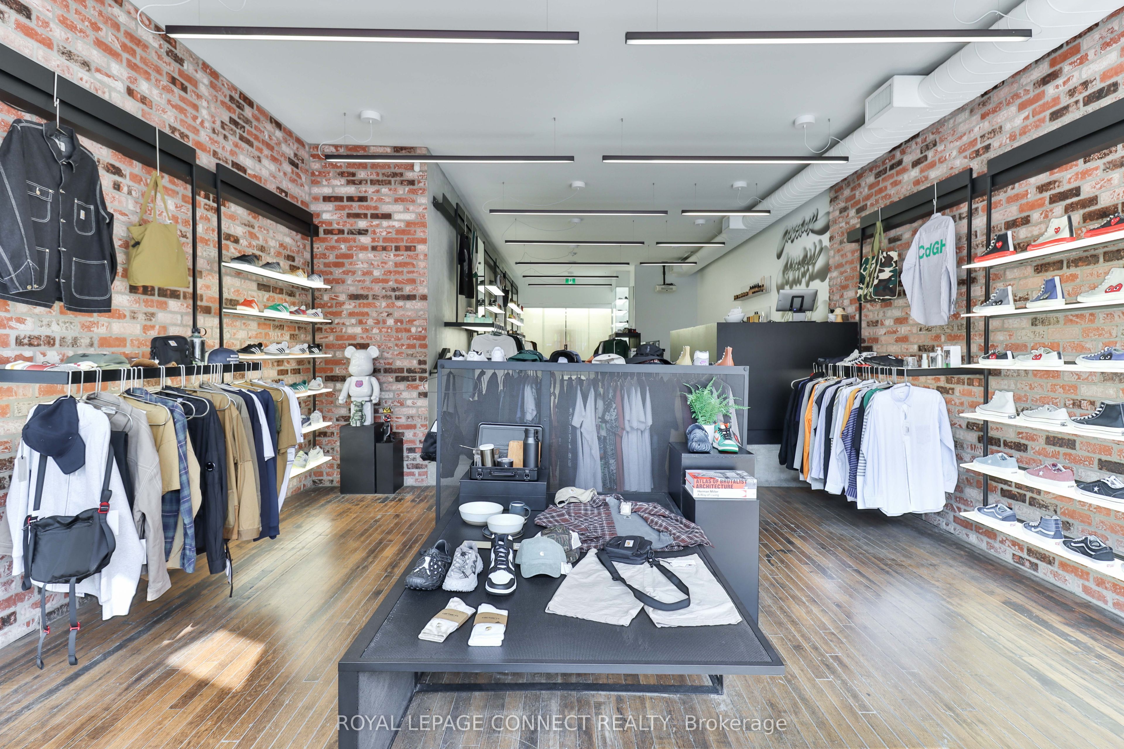 406 Roncesvalles Avenue, #Main