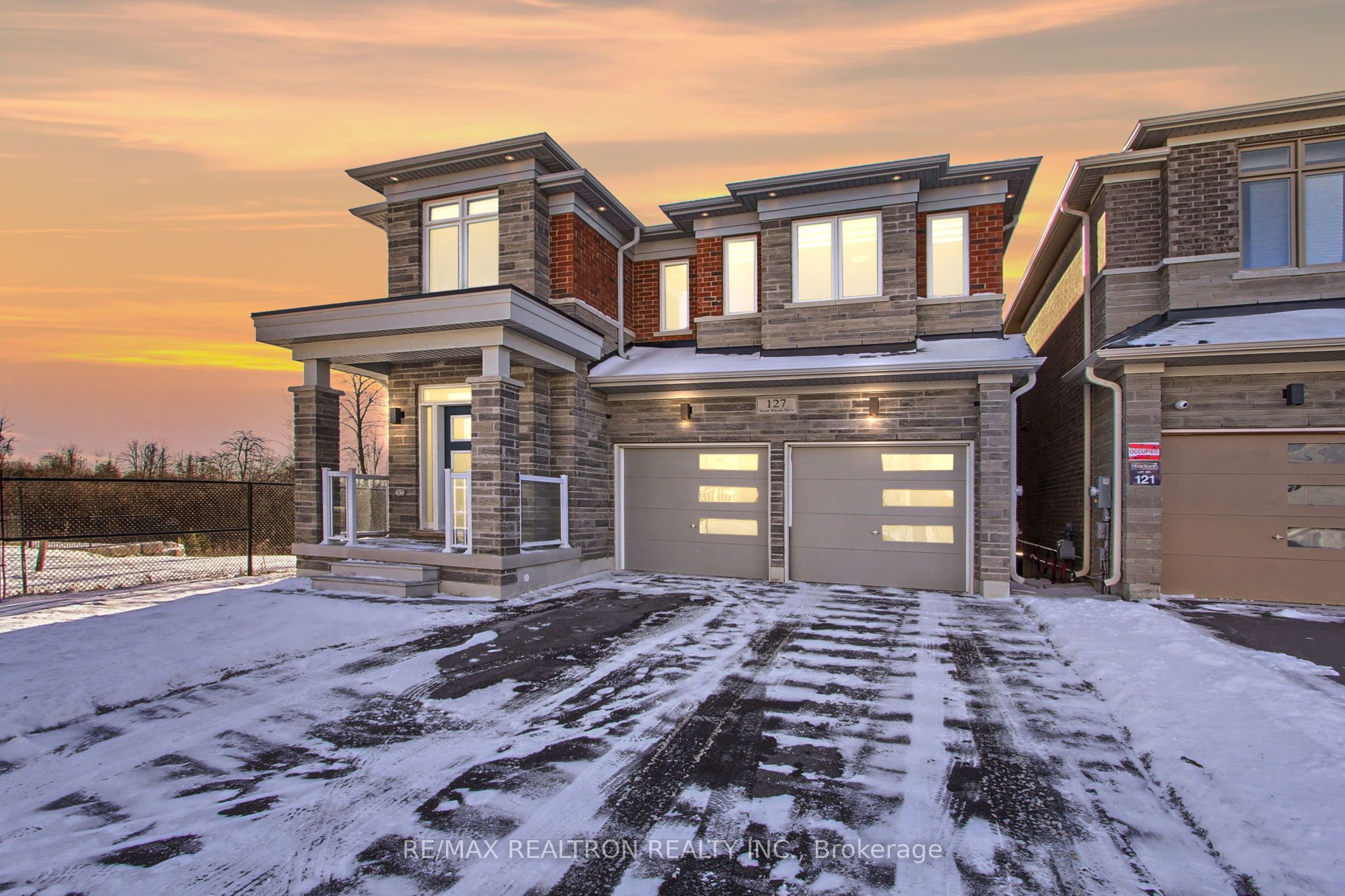 127 Steam Whistle Drive, Whitchurch-Stouffville, ON L4A 4X5