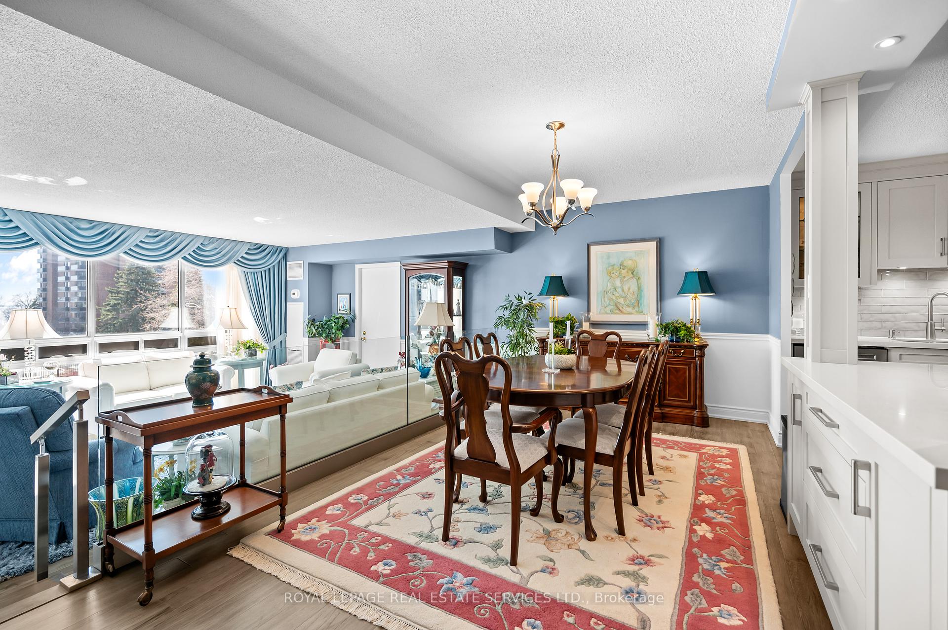 2 Bedrooms Condo at 2185 Marine,  Oakville For sale