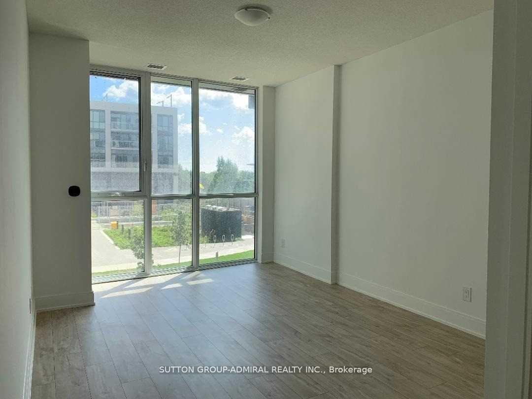 3 Bedrooms Condo at 70 Annie Craig, Toronto For sale