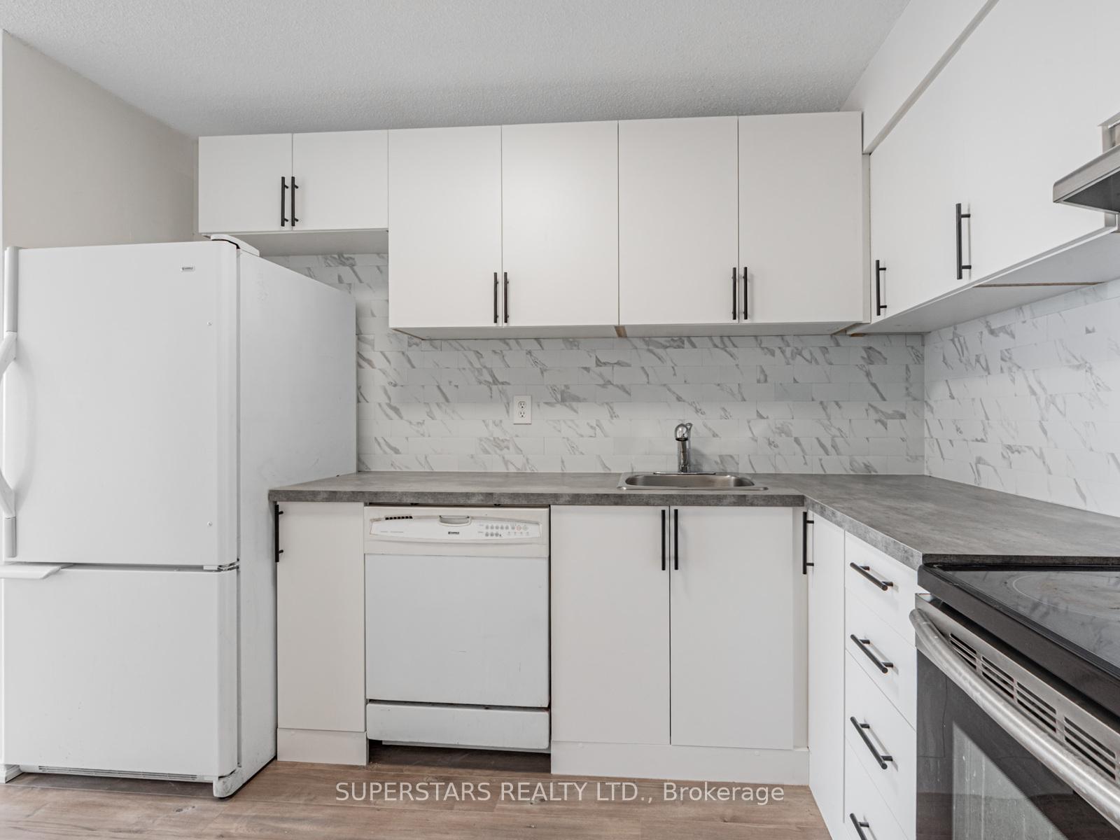 1 Bedroom Condo at 99 Blackwell, Toronto For sale