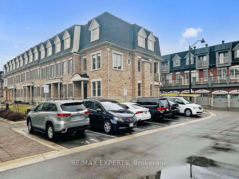 5 Amherst Circle