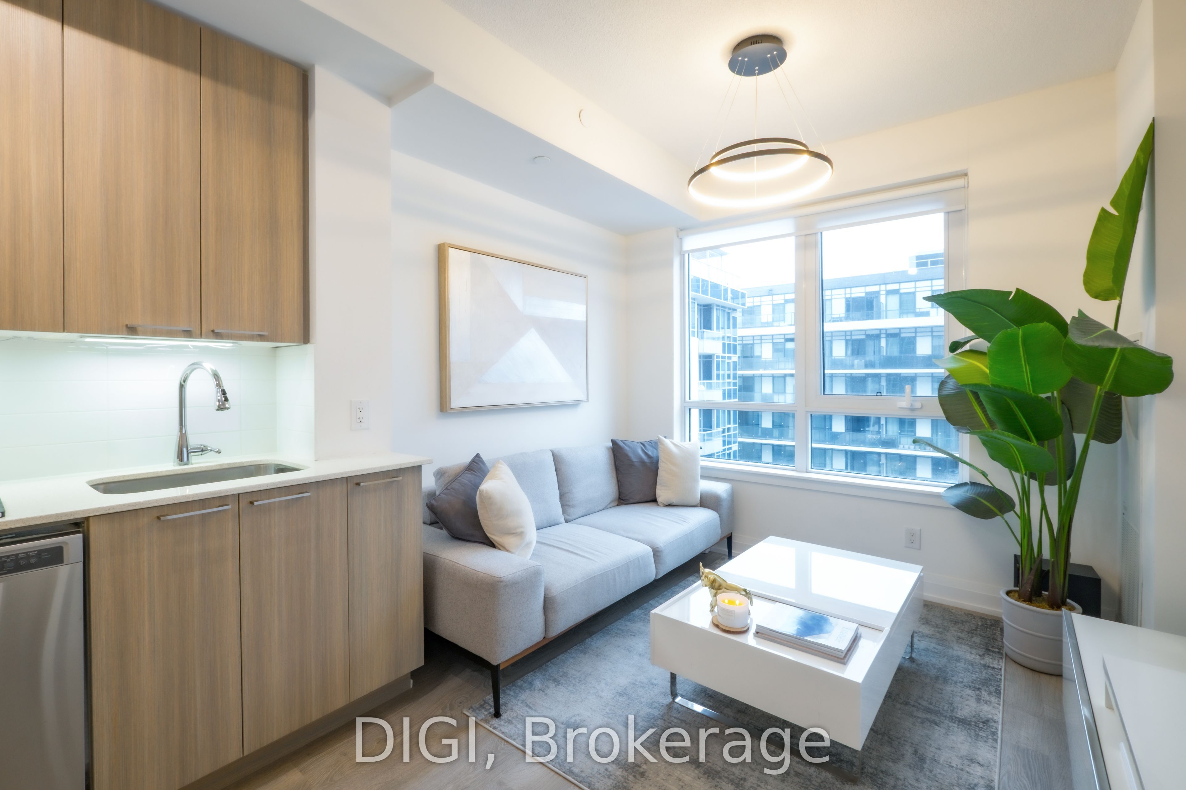 591 Sheppard Avenue E, #636