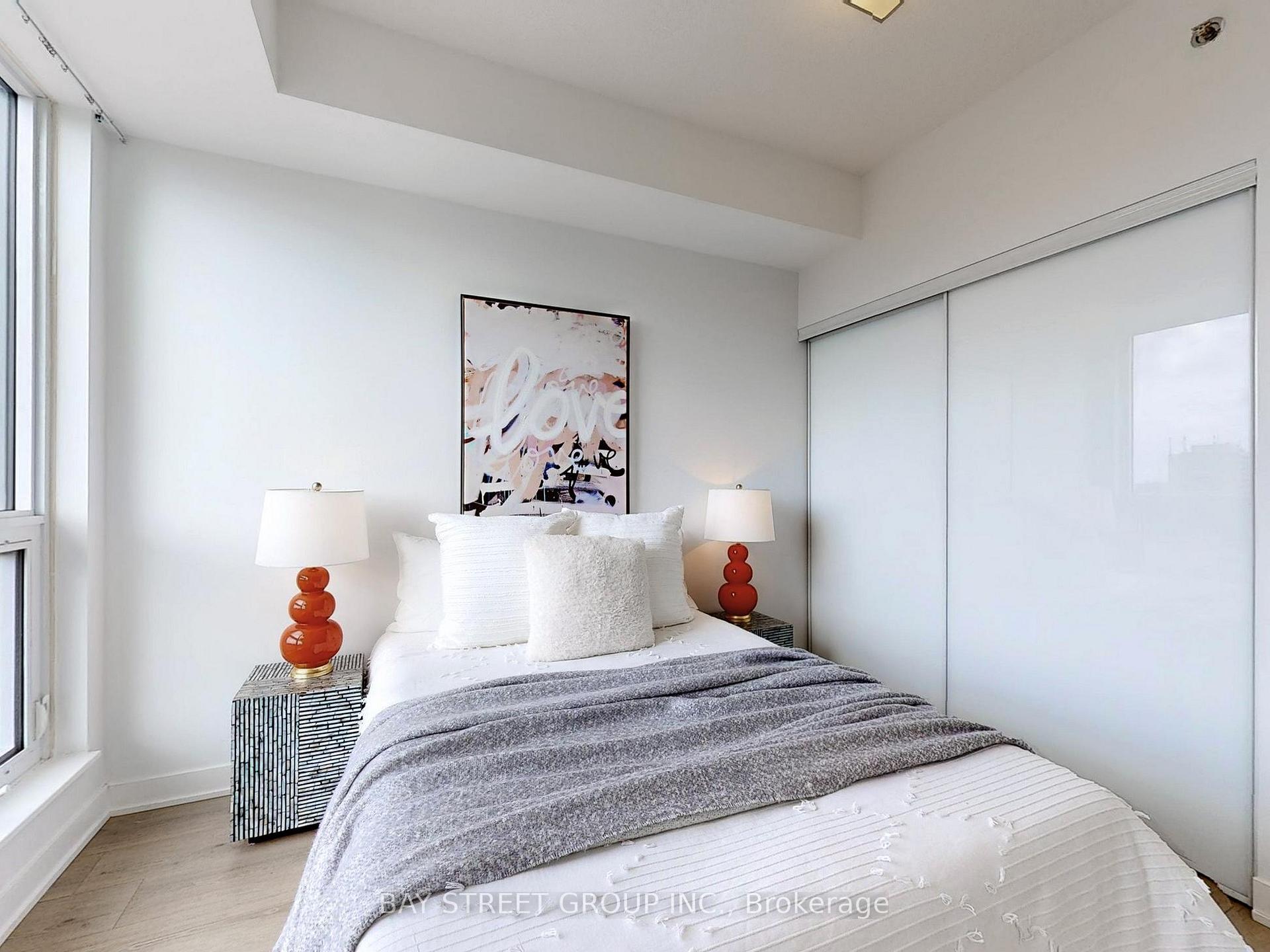 2 Bedrooms Condo at 195 Bonis,  Toronto For sale