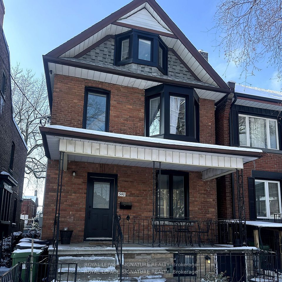 540 St Clarens