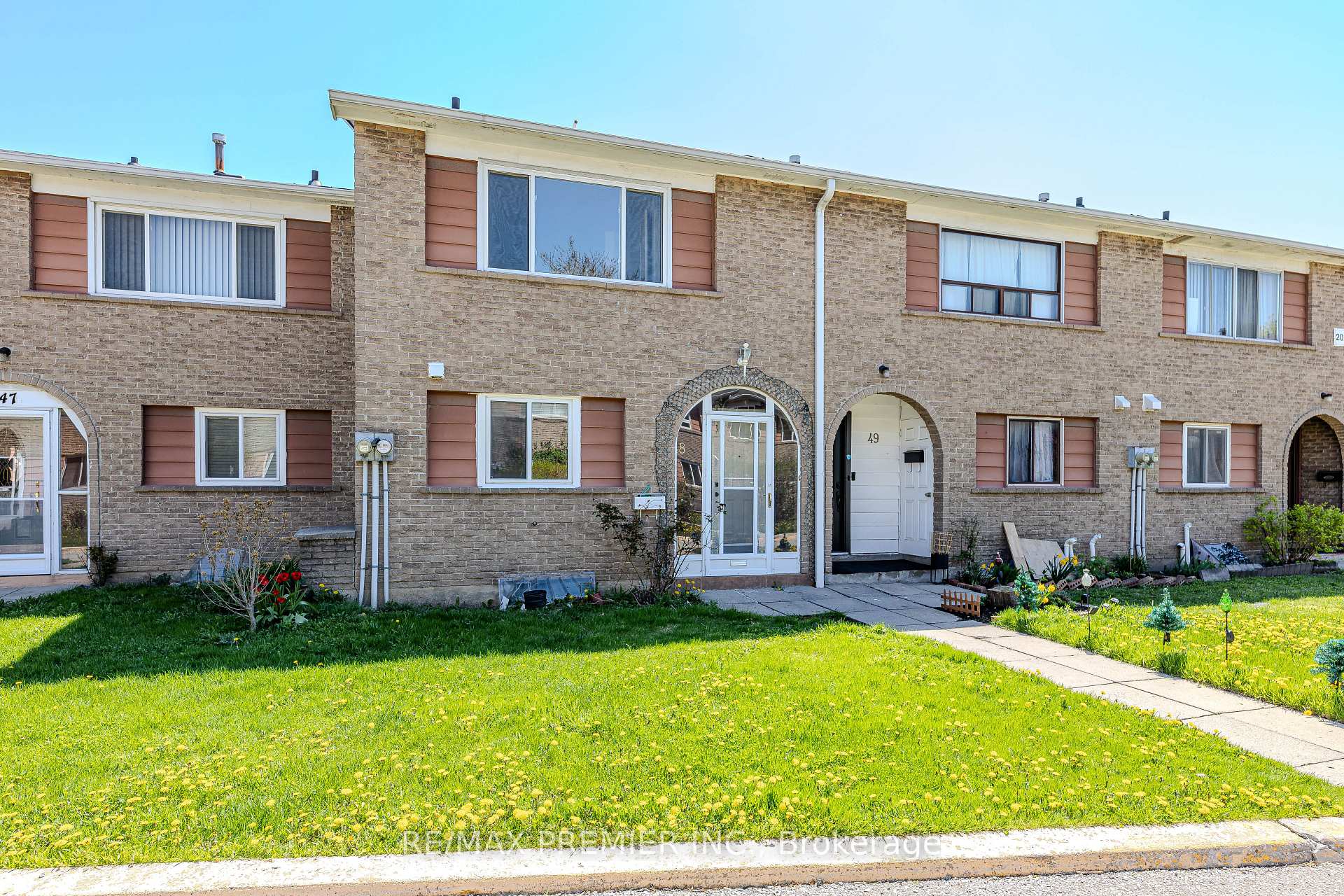 4 Bedrooms Condo at 2012 Martin Grove, Toronto For sale