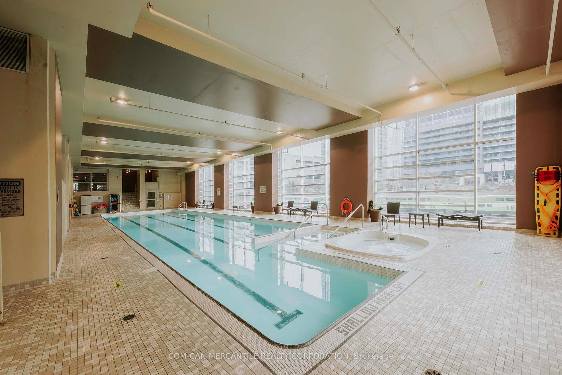 2 Bedrooms Condo at 361 Front,  Toronto For sale