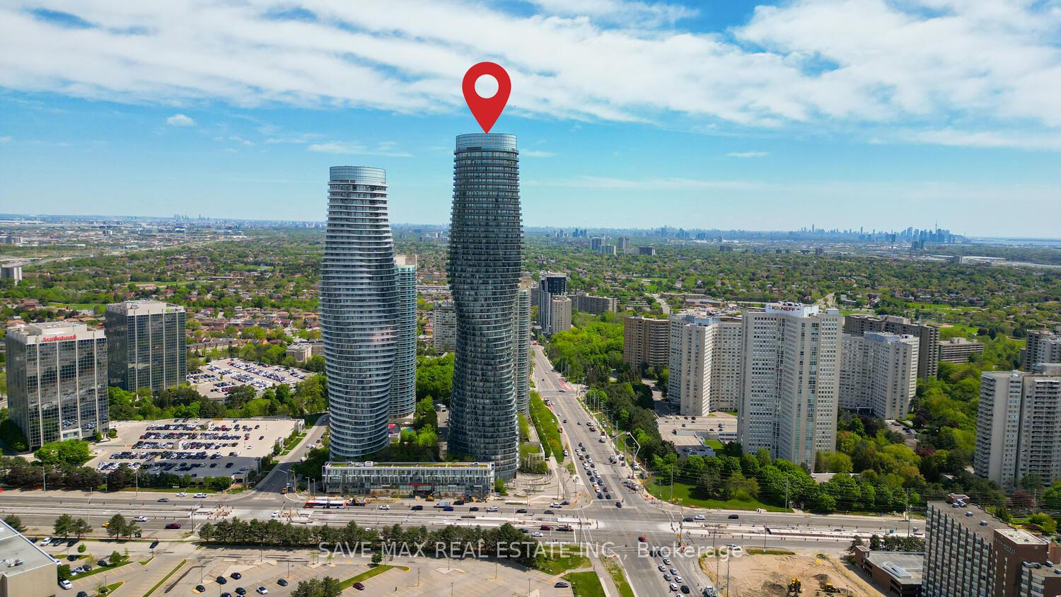 2 Bedrooms Condo at 60 Absolute, Mississauga For sale
