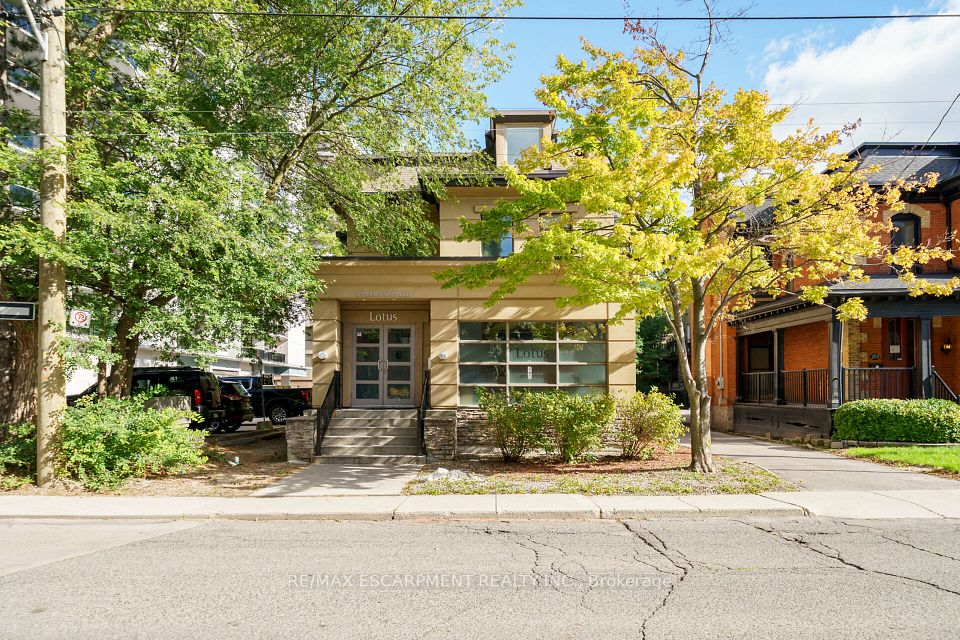 199 MACNAB