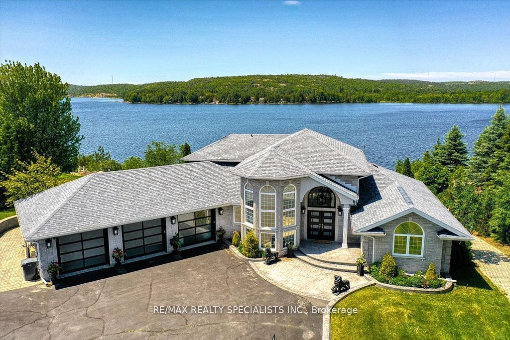 1720 South Lane Road, Greater Sudbury, ON P3G 1N8