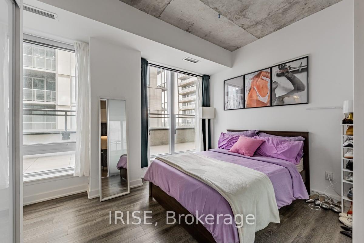 2 Bedrooms Condo at 45 Baseball, Toronto For sale